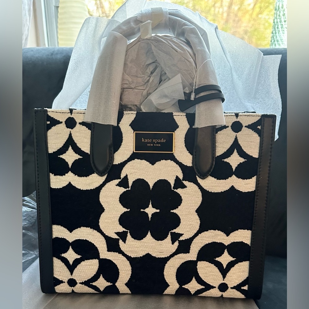 Kate Spade Manhattan Tote
